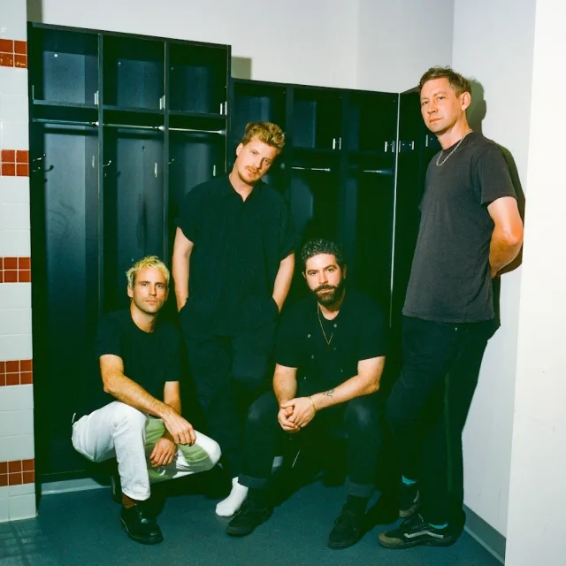 Foals fotoğrafı
