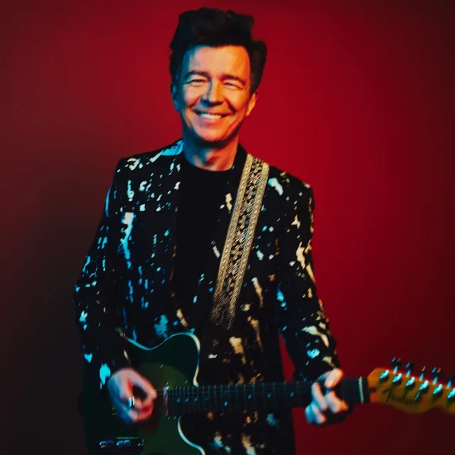 Rick Astley fotoğrafı